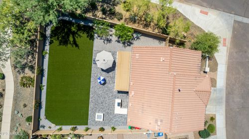 1735 Desperado Way, Phoenix AZ  85085-6329 exterior