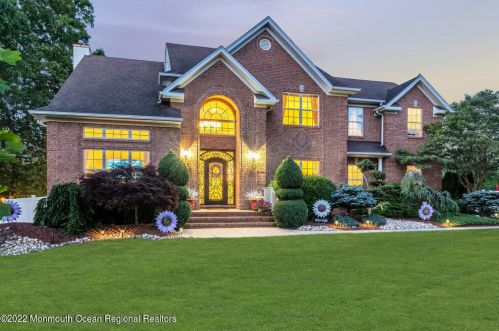 1 Highland Dr, Jackson Twp NJ 08527-1213 exterior