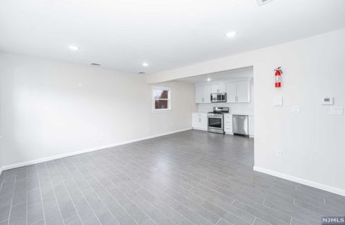 380 Joralemon St, Belleville NJ  07109-2178 exterior