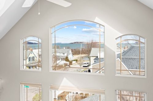 35 Monmouth St, Quincy MA 02171-1067 exterior