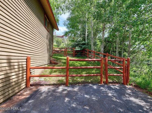 3600 Wagon Wheel Way, Park City UT 84098-5340 exterior