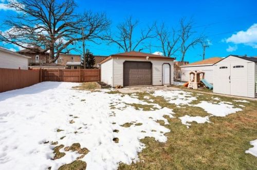 3322 Wenonah Ave, Forest View IL 60402-2928 exterior