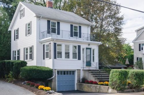 255 Wachusett Ave, Arlington MA  02476-7304 exterior