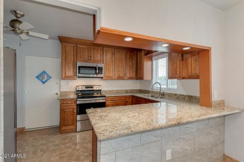 1501 Edgemont Ave, Phoenix AZ 85035-1808 exterior