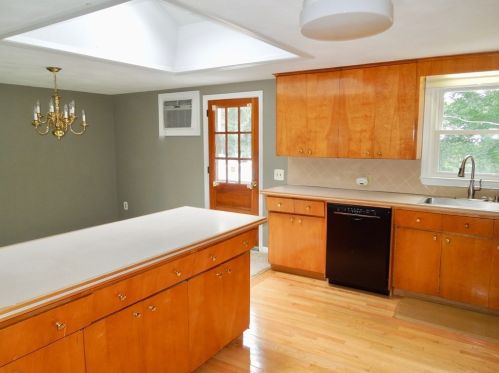 38 Flintlocke Dr, Plymouth MA  02360-5054 exterior