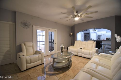 1932 Alta Vista Rd, Phoenix AZ 85041-5443 exterior