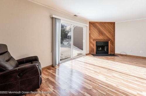 21 Birch Ln, Tinton Falls NJ 07724-3471 exterior