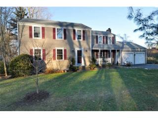 48 Lake Dr, Barrington, RI 02806-2823