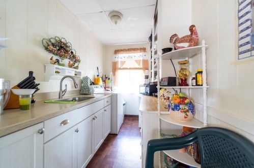 143 Lowell St, Methuen MA 01844-6825 exterior