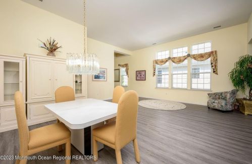 112 Nottingham Way, Jackson Twp NJ  08527-4378 exterior