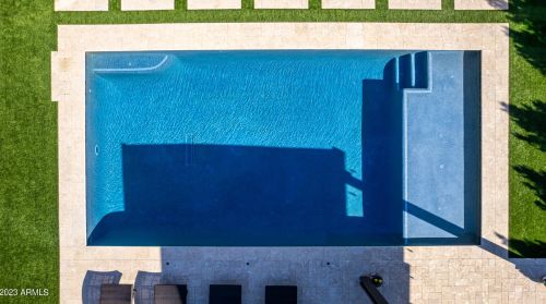 26518 51st Dr, Phoenix AZ  85083-1274 exterior