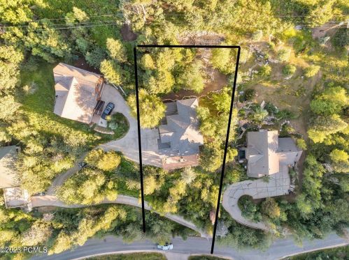 4365 Hidden Cv Rd, Park City UT 84098-4724 exterior