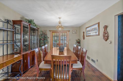 193 Hornblower Ave, Belleville NJ 07109-2555 exterior