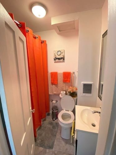 30 Orch St, Lawrence MA 01840-1716 exterior