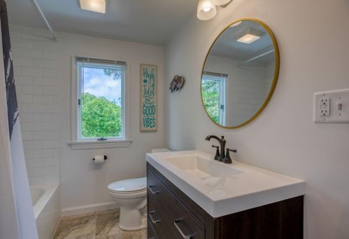 280 Great Pond Rd, Eastham MA  02642-2402 exterior