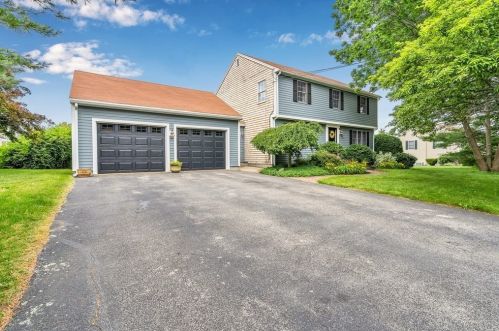 126 Ralph Talbot St, Weymouth, MA 02190-2540