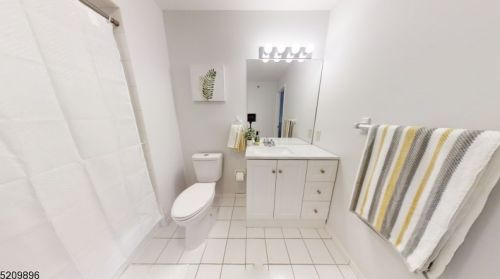 20 Midland Ave, Kearny NJ 07032-2783 exterior