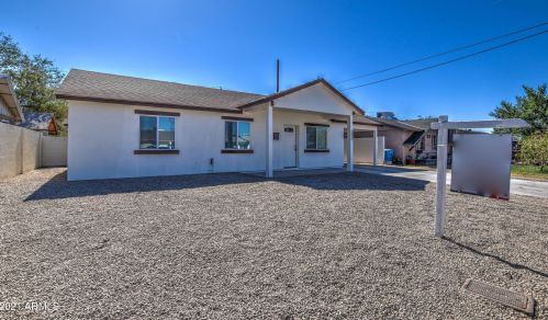 3113 35th Dr, Phoenix, AZ 85019-4201