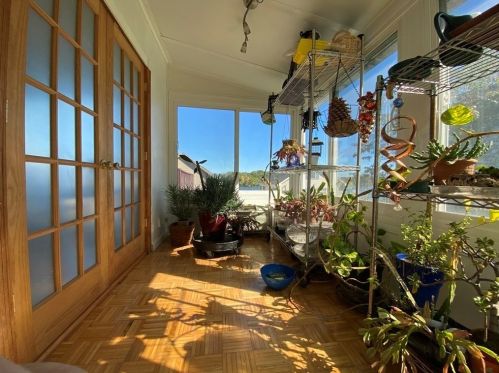 453 Lk Ave, Worcester MA 01604-1366 exterior