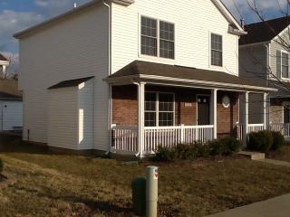 7213 Black Mountain Dr, Louisville KY  40228-2826 exterior