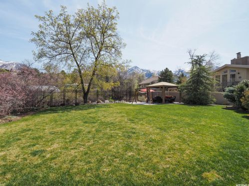 2161 Lorita Way, Sandy UT 84093-6514 exterior