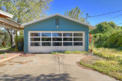 4033 Cambridge Ave, Phoenix AZ 85008-1213 exterior