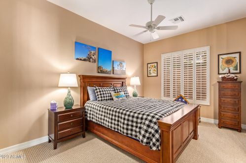 22843 54th St, Phoenix AZ  85054-7199 exterior