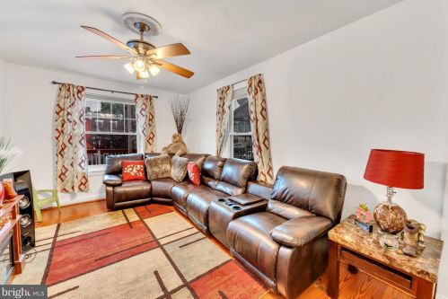 359 Chelten Ave, Philadelphia, PA 19144-3804