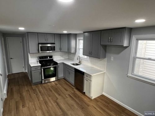 87 Bergen Ave, Kearny NJ  07032-2003 exterior