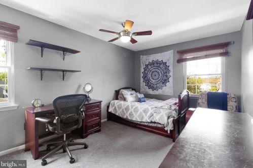 50 Tattersall Dr, West Deptford NJ 08051-1712 exterior