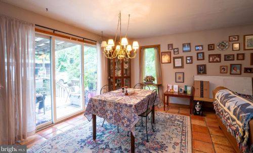 75 Toms River Rd, Jackson Twp NJ 08527-5237 exterior