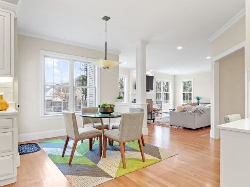 51 Mann Ave, Needham MA 02492-4533 exterior