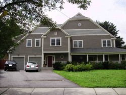 24 Ohio Ave, Newton, MA 02464-1320