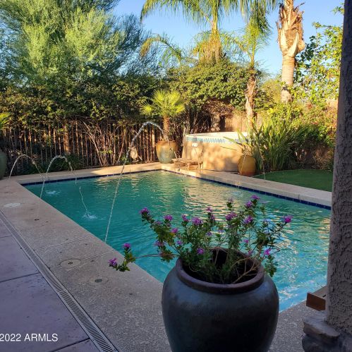 1713 Cielo Grande Ave, Phoenix AZ 85024-7555 exterior