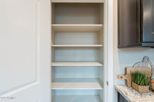 2340 12 St, Phoenix AZ 85086-9300 exterior