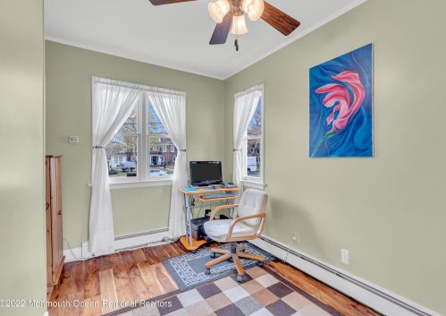 1326 Locust Dr, Tinton Falls NJ 07712-4911 exterior