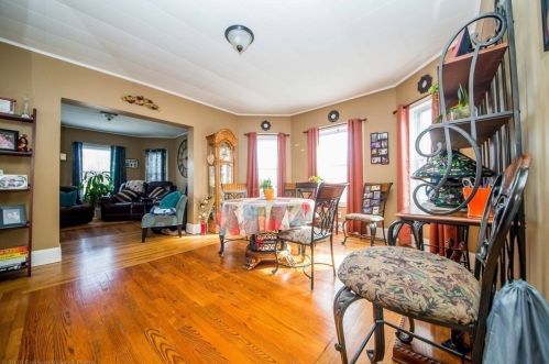 1029 Plymouth Ave, Fall River MA 02721-1939 exterior