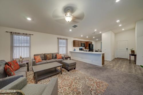 6522 4th St, Phoenix AZ 85042-1010 exterior