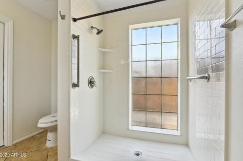 807 Country Gables Dr, Phoenix AZ  85022-3711 exterior