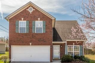 621 Mable Dr, La Vergne TN  37086-5200 exterior