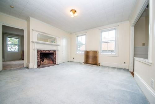 95 Chestnut St, New Bedford MA 02740-5254 exterior