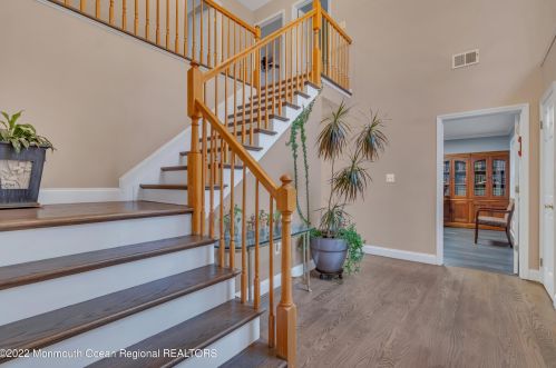 6 Pitney Ln, Jackson Twp NJ 08527-2933 exterior