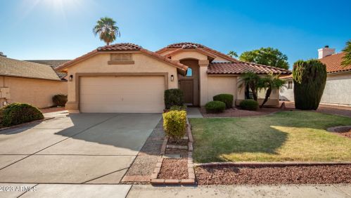 19448 36th St, Phoenix AZ  85050-3941 exterior