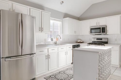 8009 Hosta Way, Fort Worth TX  76123-1830 exterior