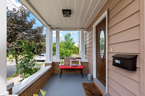 15 Elena Pl, Belleville, NJ 07109-1321