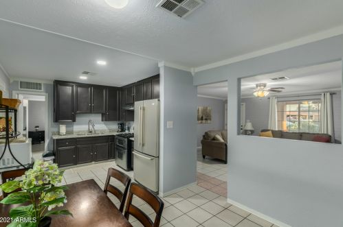 4916 Amelia Ave, Phoenix AZ  85031-2711 exterior