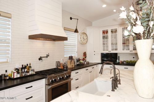 4535 39 St, Phoenix AZ 85008-3018 exterior