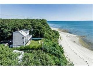 8 Wamsutta Ave, Plymouth MA  02360-1326 exterior