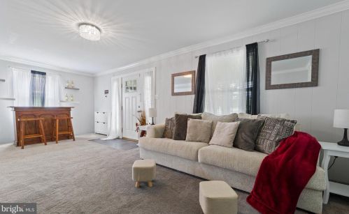 308 Colonial Ave, West Deptford NJ  08096-1010 exterior