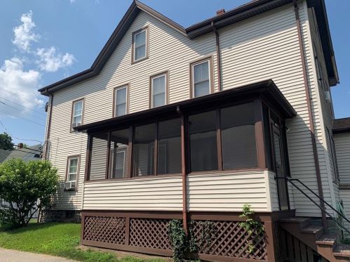 73 School St, Taunton, MA 02780-3119